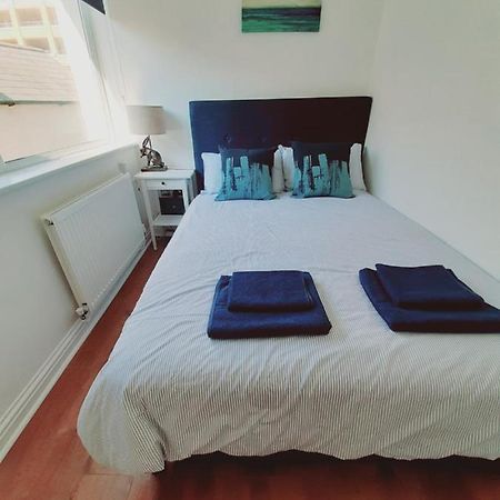 Cosy 1 Bedroom Apartment In The Heart Of Λαντούντνο Εξωτερικό φωτογραφία