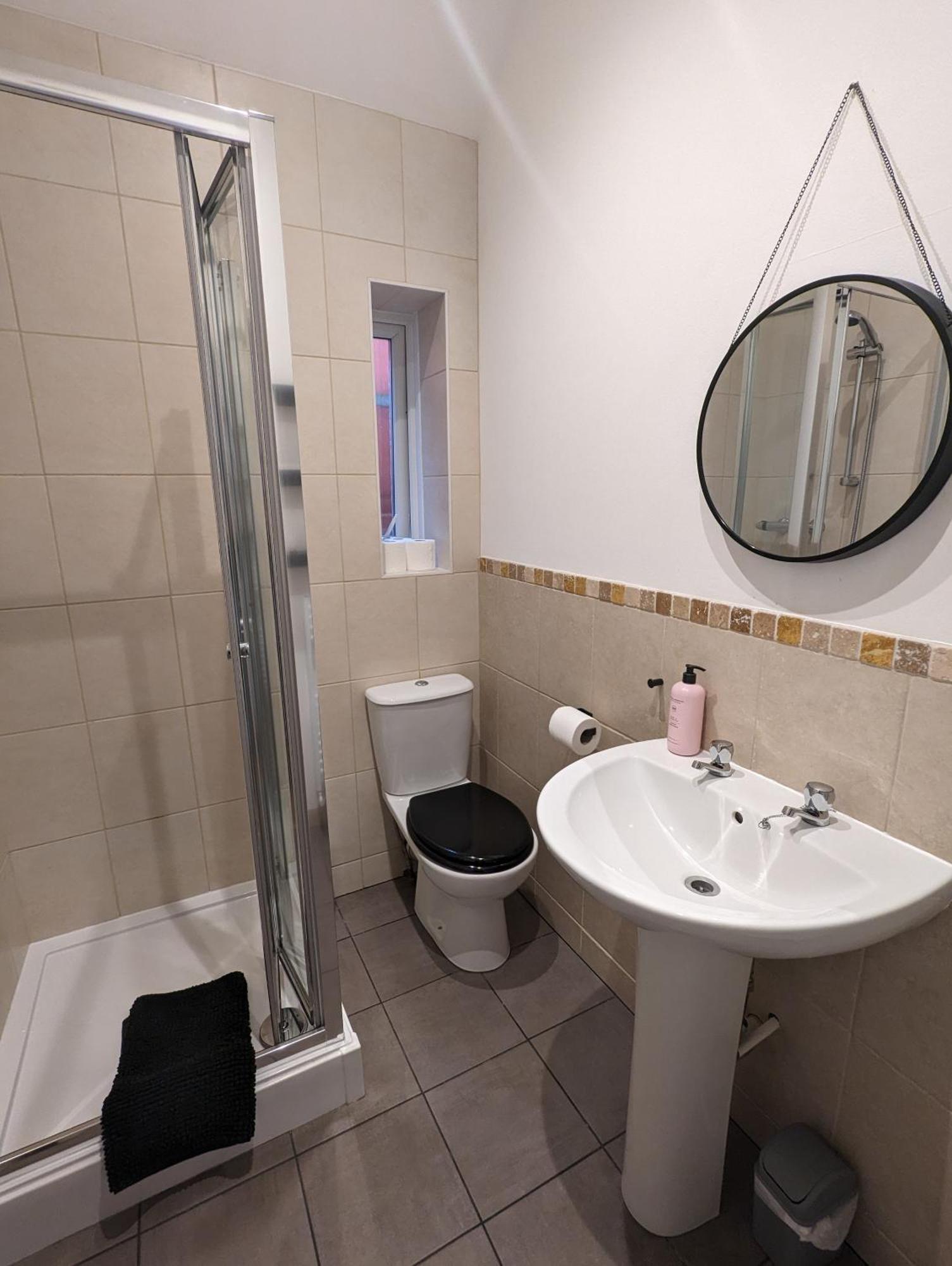 Cosy 1 Bedroom Apartment In The Heart Of Λαντούντνο Εξωτερικό φωτογραφία